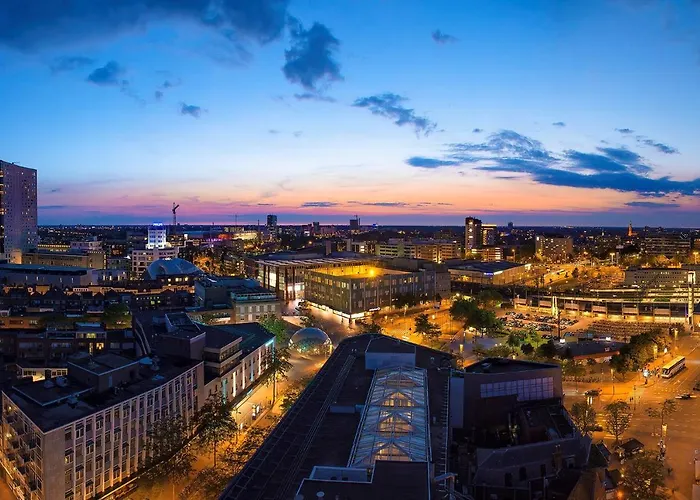 Sunny 45m2 Penthouse With Balcony And Terrace - R65c Eindhoven