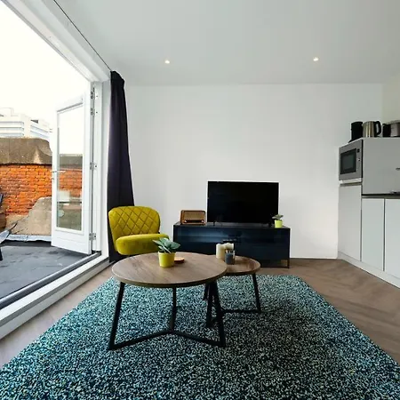 Apartament Sunny 45m2 Penthouse With Balcony And Terrace - R65c