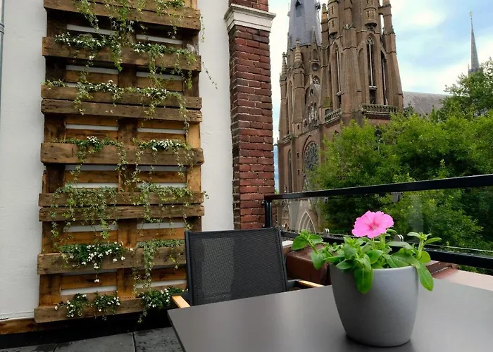 Apartment Sunny 45m2 Penthouse With Balcony And Terrace - R65c Eindhoven