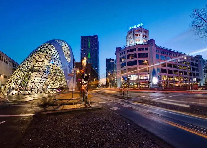 Sunny 45m2 Penthouse With Balcony And Terrace - R65c