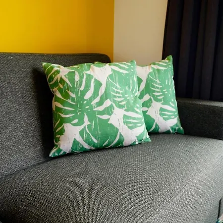 Sunny 45m2 Penthouse With Balcony And Terrace - R65c Apartamento Eindhoven