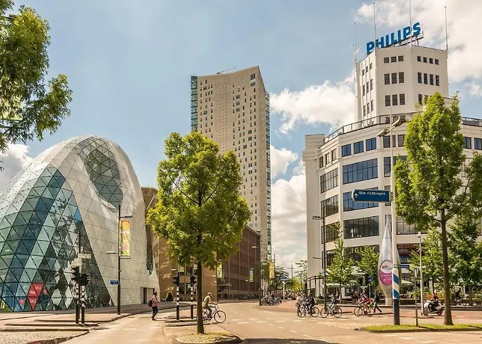 Sunny 45m2 Penthouse With Balcony And Terrace - R65c * Eindhoven